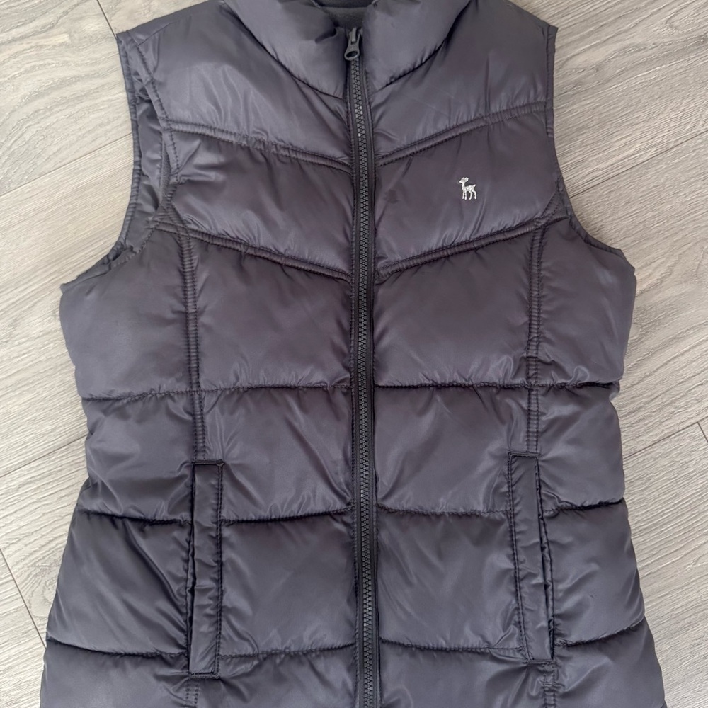 Grey Puffer Vest